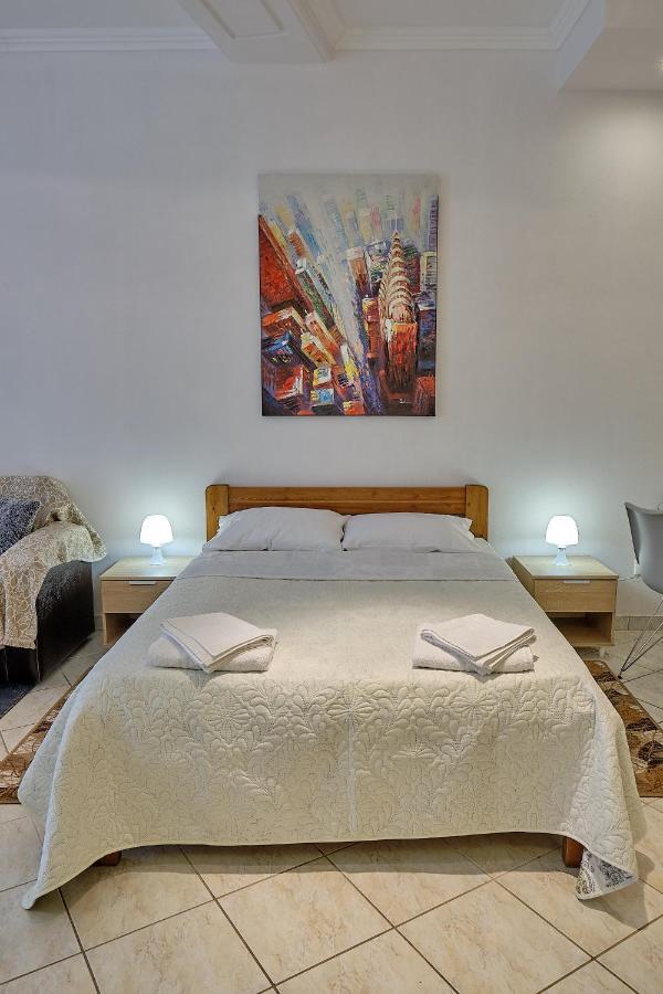Alexis House Studio Pylos Exterior photo